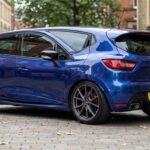 découvrez les modifications indispensables pour tuner votre clio rs et optimiser ses performances et son style. guide complet des mods à ne pas manquer pour les passionnés.