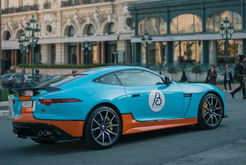 covering voiture luxe